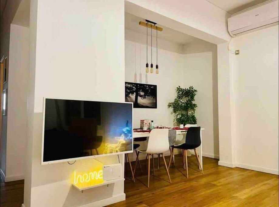 Vasilis Luxury Apartment Athens Exterior photo